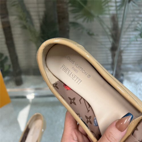 High Quality Luxury Louis Vuitton New Butterfly Fruit Frozen Shoes – Style 49379 product detail