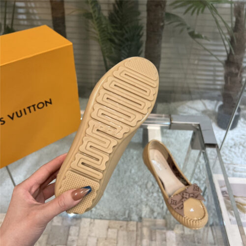 High Quality Luxury Louis Vuitton New Butterfly Fruit Frozen Shoes – Style 49379 product detail
