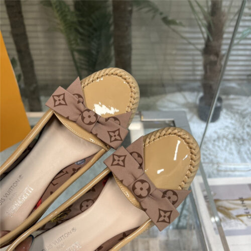 High Quality Luxury Louis Vuitton New Butterfly Fruit Frozen Shoes – Style 49379 product detail