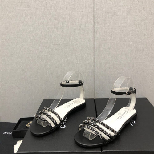 High Quality Luxury Chanel New Chain Flat Sandals alternate view