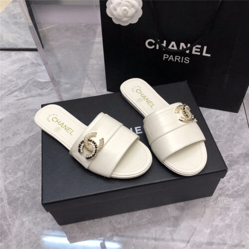 High Quality Luxury Chanel Double C Pearl Rhinestone Buckle Slippers