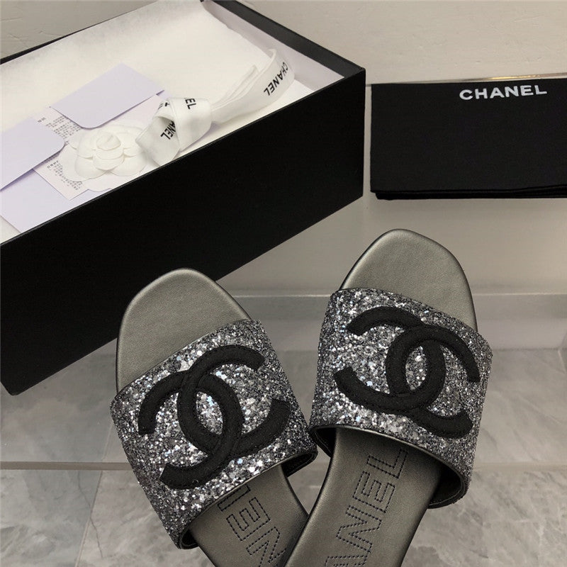 High Quality Luxury Chanel Classic Holiday Style Slippers product detail