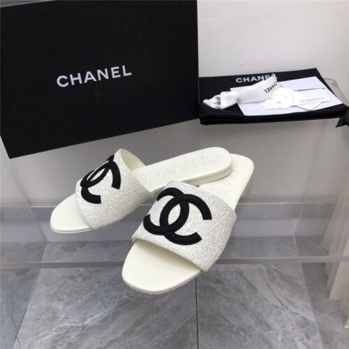 High Quality Luxury Chanel Classic Holiday Style Slippers – Style 49350