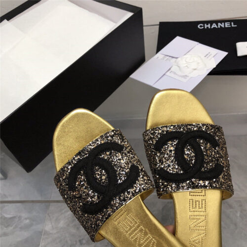 High Quality Luxury Chanel Classic Holiday Style Slippers – Style 80422 product detail