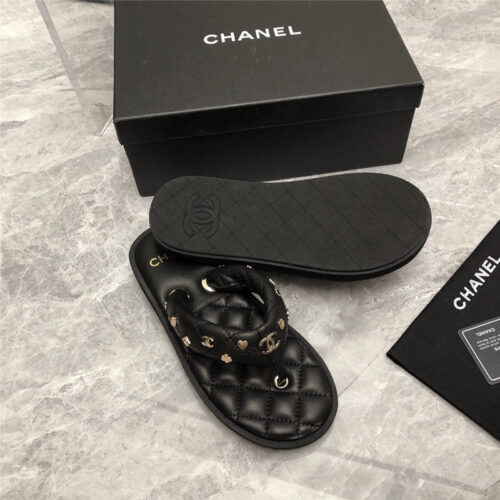 High Quality Luxury Chanel Explosion Iogo Slippers product detail