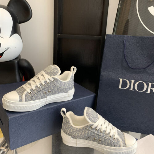 High Quality Luxury Dior Latest Electric Embroidered Lovers Bread Shoes – Style 55078 product detail