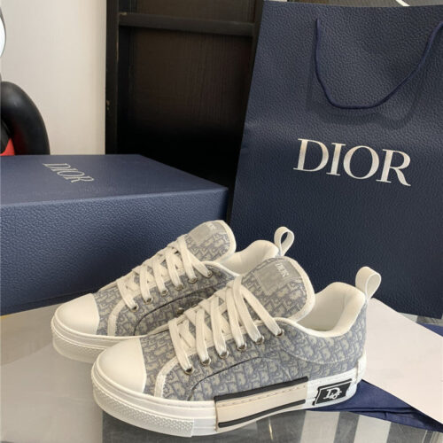 High Quality Luxury Dior Latest Electric Embroidered Lovers Bread Shoes – Style 55078