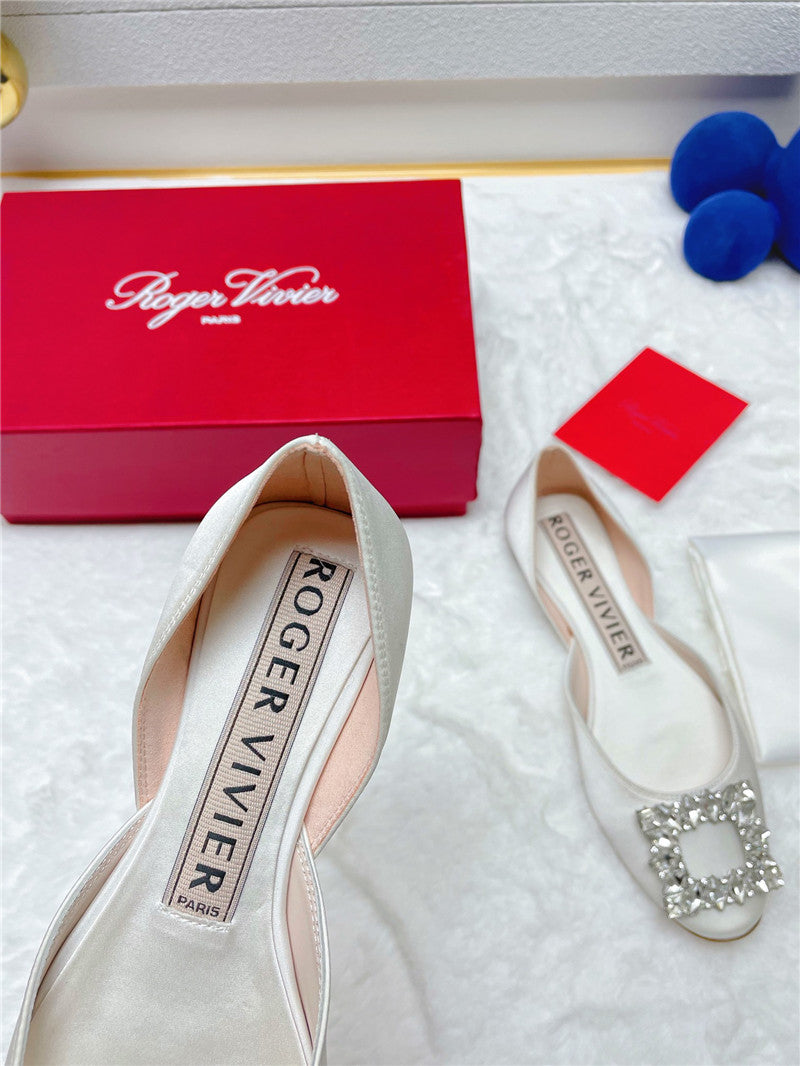 High Quality Luxury Roger Vivier New Rhinestone Hollow Ballet Shoes product detail