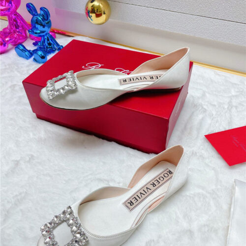 High Quality Luxury Roger Vivier New Rhinestone Hollow Ballet Shoes product detail