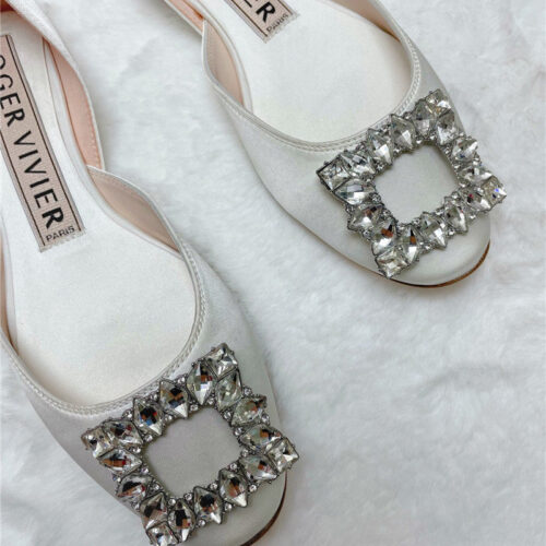 High Quality Luxury Roger Vivier New Rhinestone Hollow Ballet Shoes product detail
