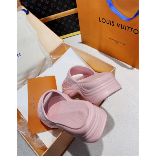 High Quality Luxury Louis Vuitton Advanced Lazy Wind Couple Slippers product detail