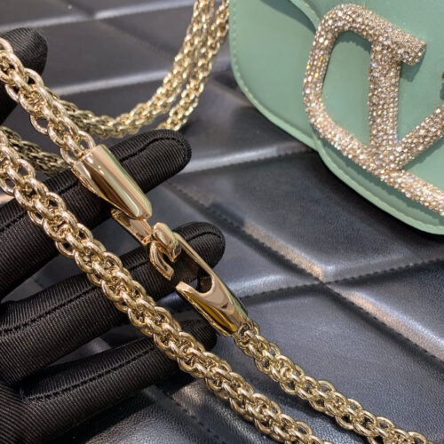 High Quality Luxury Valentino Garavani Mini Loco Bag – Style 03638 product detail