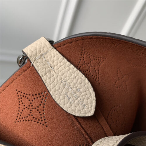 High Quality Luxury Louis Vuitton Blossom Small Mahina Bag product detail