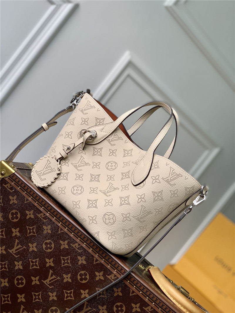 High Quality Luxury Louis Vuitton Blossom Small Mahina Bag product detail