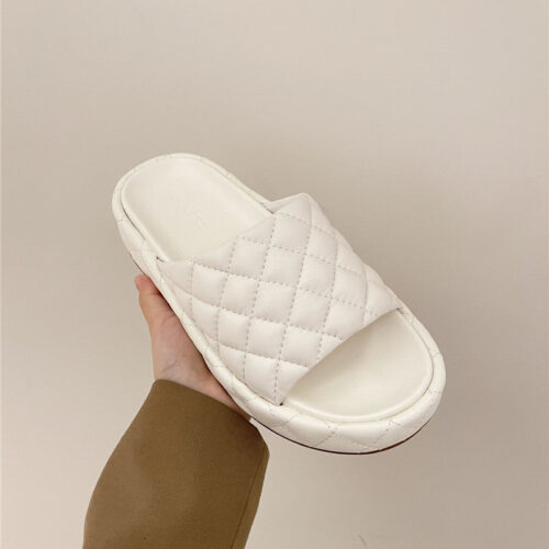 High Quality Luxury Bottega Veneta New Thick Bottom Bread Mop – Style 05990 alternate view