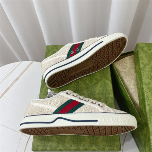 High Quality Luxury Gucci 1977 Classic Series Lovers Canvas Shoes – Style 72723 product detail