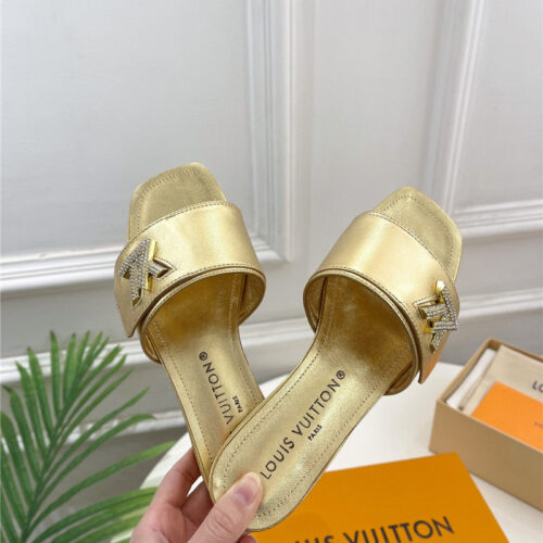 High Quality Luxury Louis Vuitton Latest Square Toe Slippers – Style 40419 product detail