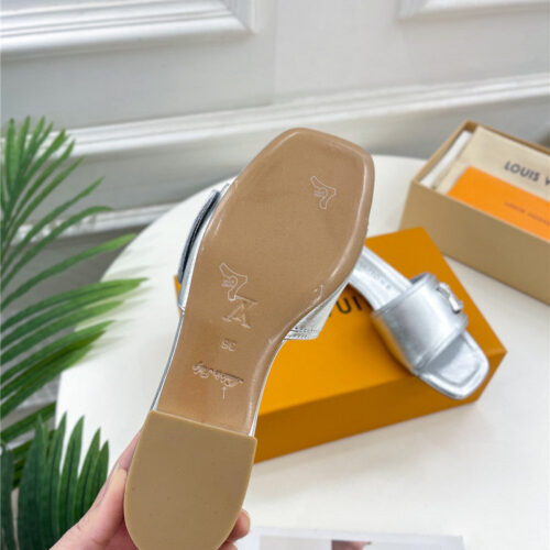 High Quality Luxury Louis Vuitton Latest Square Toe Slippers – Style 38723 product detail