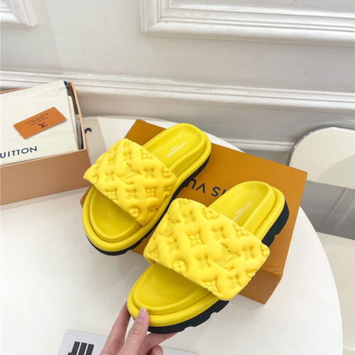 High Quality Luxury Louis Vuitton Latest Embossed Slippers – Style 24611 product detail