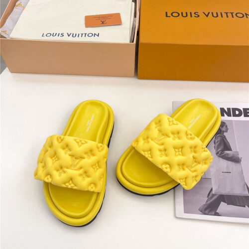 High Quality Luxury Louis Vuitton Latest Embossed Slippers – Style 24611 product detail