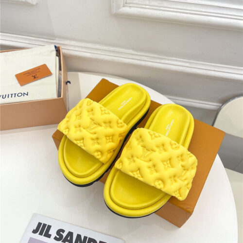 High Quality Luxury Louis Vuitton Latest Embossed Slippers – Style 24611