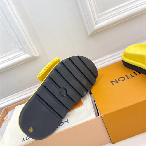 High Quality Luxury Louis Vuitton Latest Embossed Slippers – Style 24611 product detail