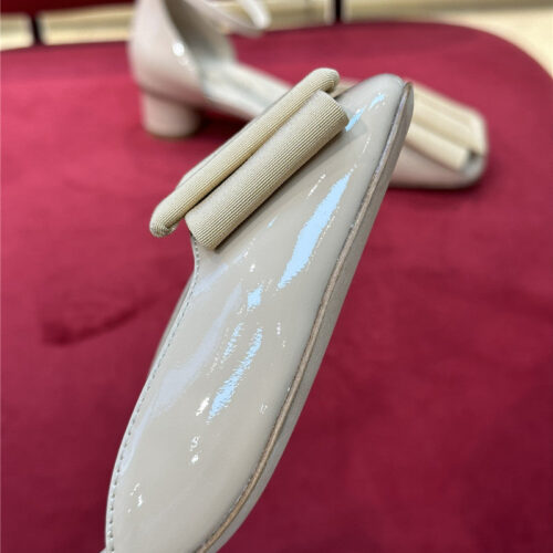 High Quality Luxury Dior Spring Summer Hollow Shoes – Style 04582 product detail