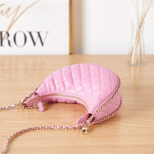High Quality Luxury Chanel Small Hobo Bag Pink product detail