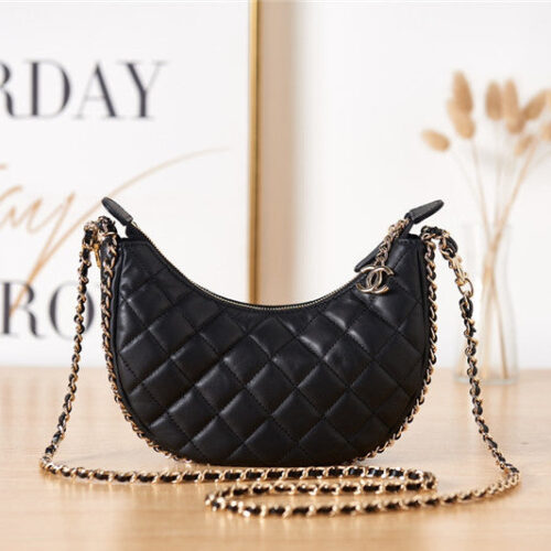High Quality Luxury Chanel Small Hobo Bag Black alternate view