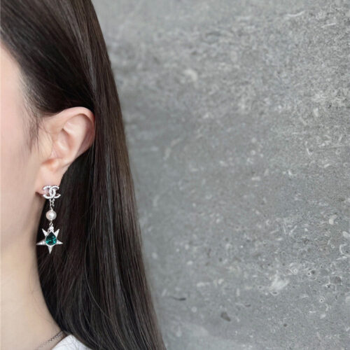 High Quality Luxury Chanel Double C Five-Pointed Star Design Earrings alternate view