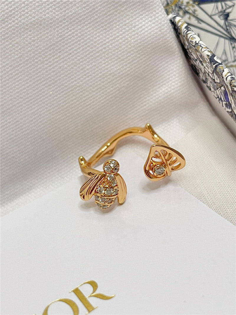 High Quality Luxury Dior Carved Rose Ring