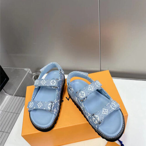 High Quality Luxury Louis Vuitton Spring Summer Beach Sandals alternate view