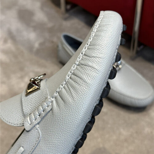 High Quality Luxury Hermes Mens Classic Loafers – Style 61891 product detail