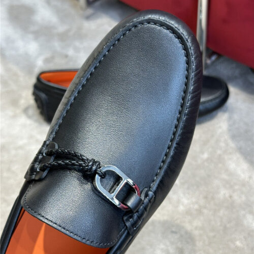 High Quality Luxury Hermes Mens Classic Loafers product detail
