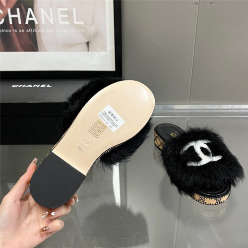 High Quality Luxury Chanel New Wool Slippers – Style 25542 product detail