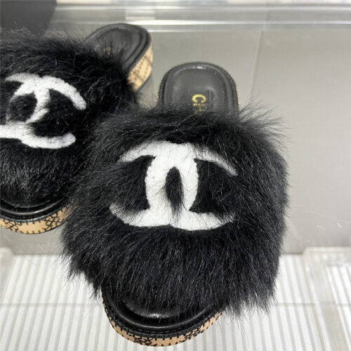 High Quality Luxury Chanel New Wool Slippers – Style 25542 product detail