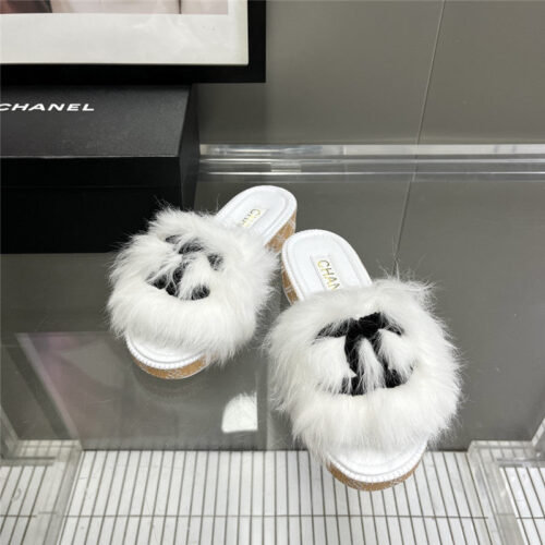 High Quality Luxury Chanel New Wool Slippers – Style 89382 product detail