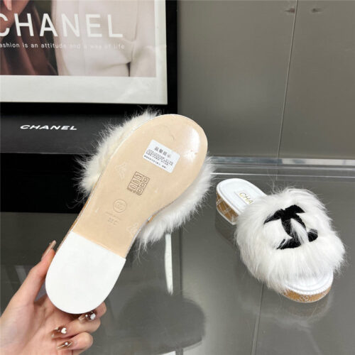 High Quality Luxury Chanel New Wool Slippers – Style 89382 product detail