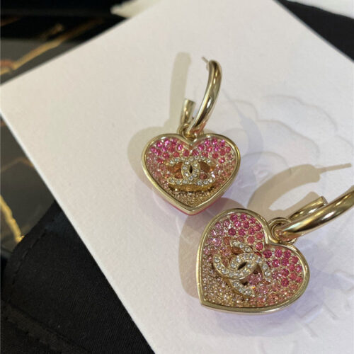 High Quality Luxury Chanel Peach Heart Shape Earrings product detail
