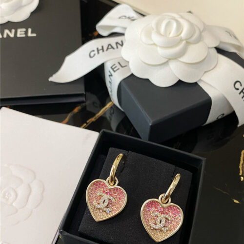 High Quality Luxury Chanel Peach Heart Shape Earrings product detail