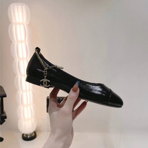 High Quality Luxury Chanel 23C Pearl Mary Jane Shoes – Style 32870 alternate view