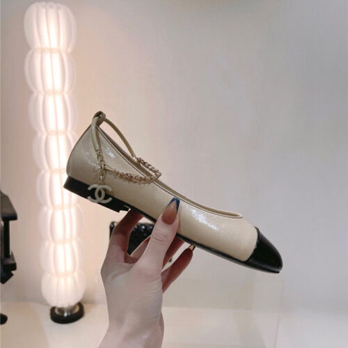 High Quality Luxury Chanel 23C Pearl Mary Jane Shoes – Style 93318 alternate view