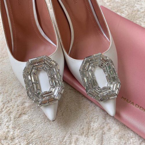 High Quality Luxury Amina Muaddi New Arrival Crystal Pumps – Style 81123 product detail