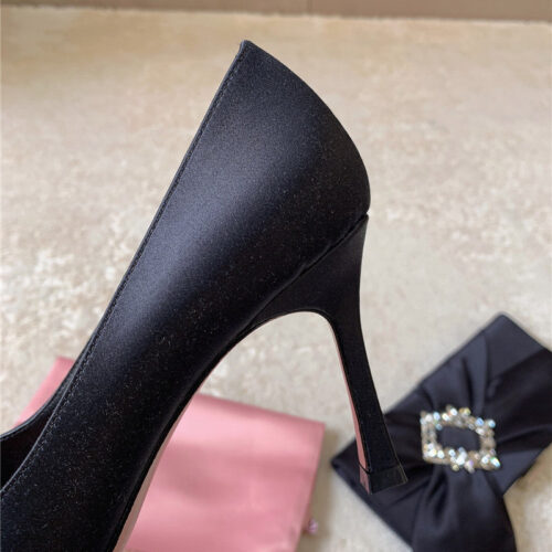 High Quality Luxury Amina Muaddi New Arrival Crystal Pumps product detail