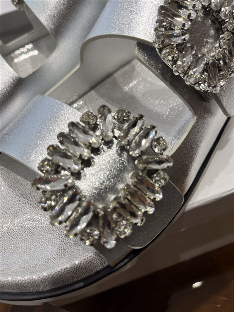 High Quality Luxury Roger Vivier New Rhinestone Buckle Sandals – Style 13876 product detail