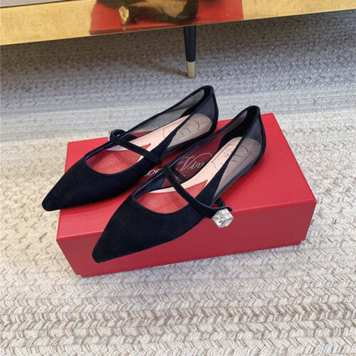 High Quality Luxury Roger Vivier New Pointed Toe Flat Mary Jane Shoes product detail