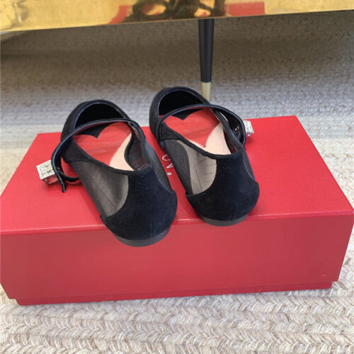 High Quality Luxury Roger Vivier New Pointed Toe Flat Mary Jane Shoes product detail