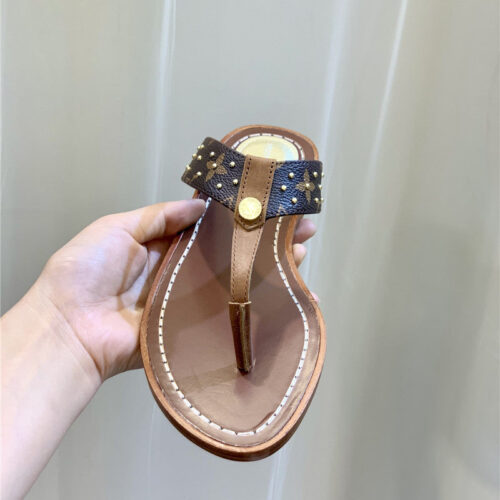 High Quality Luxury Louis Vuitton Non-Slip Wear-Resistant Sandals product detail