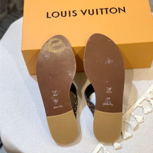High Quality Luxury Louis Vuitton Non-Slip Wear-Resistant Sandals product detail