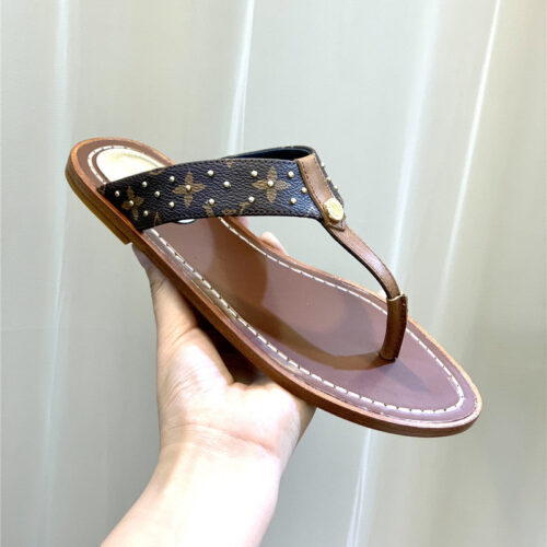 High Quality Luxury Louis Vuitton Non-Slip Wear-Resistant Sandals alternate view